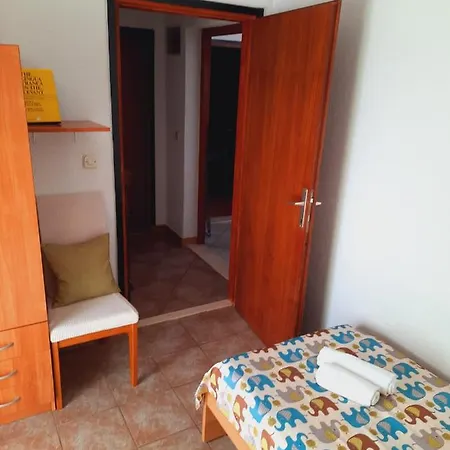 Karlo Apartment *