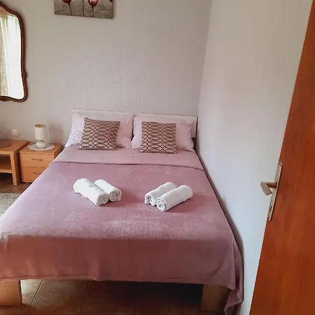 Apartament Karlo