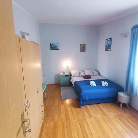 Apartment Karlo