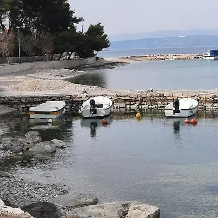 Apartman Karlo *